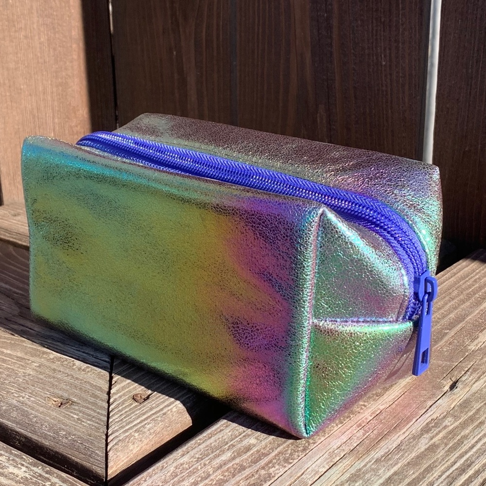 NWOT iridescent makeup/storage bag